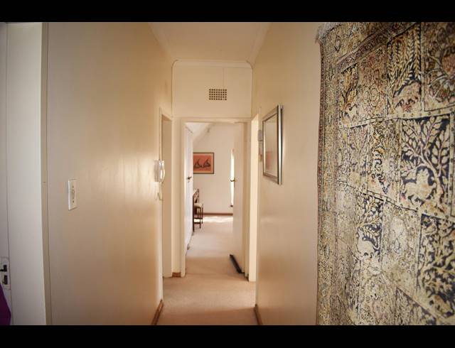 3 BEDROOM HOUSE FOR SALE IN MELROSE NORTH